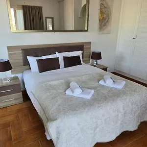 https://benal-beach-apartment-benalmadena-29630.1costadelsol.com